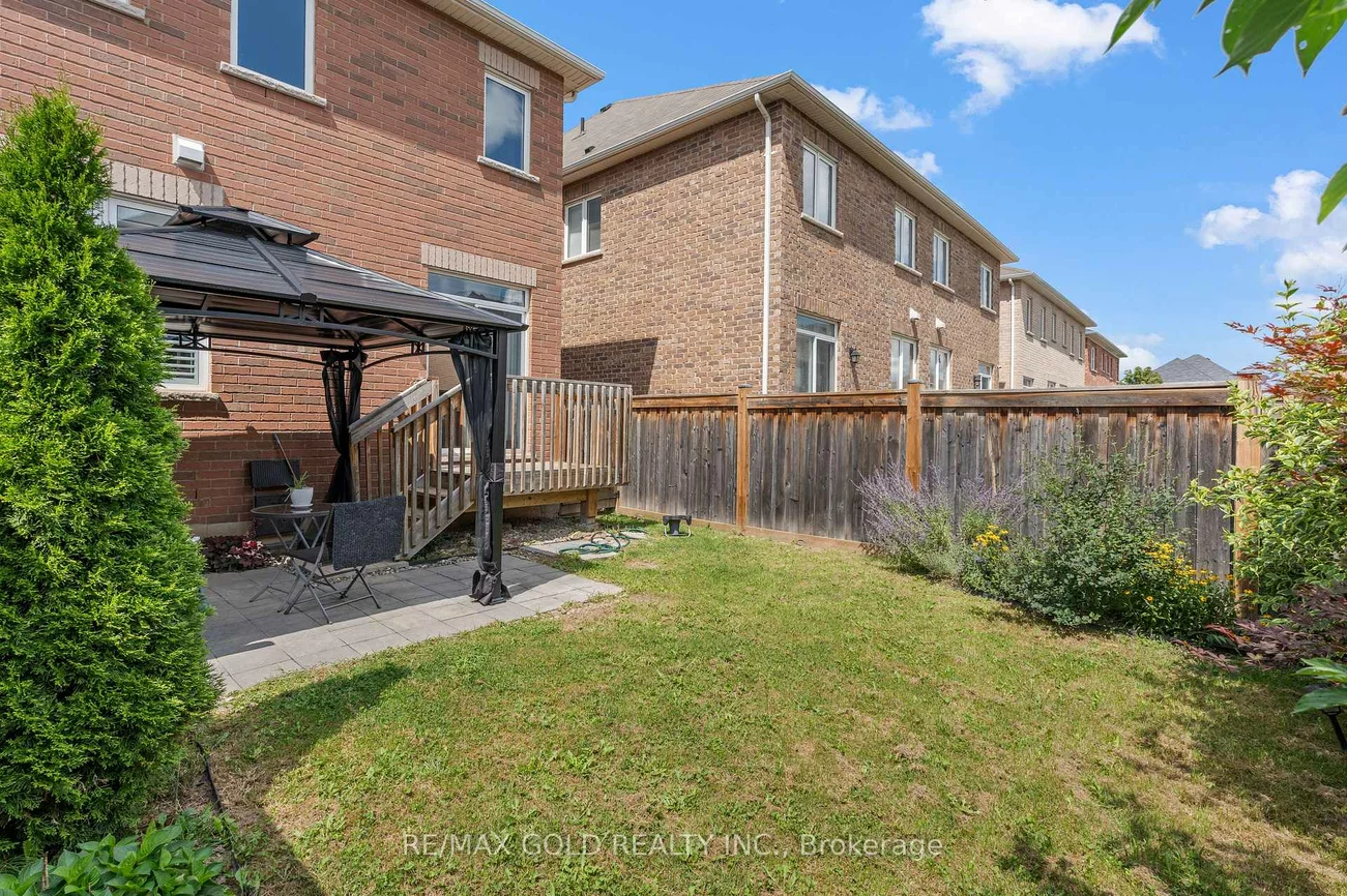 15, Antibes, Credit Valley, Brampton