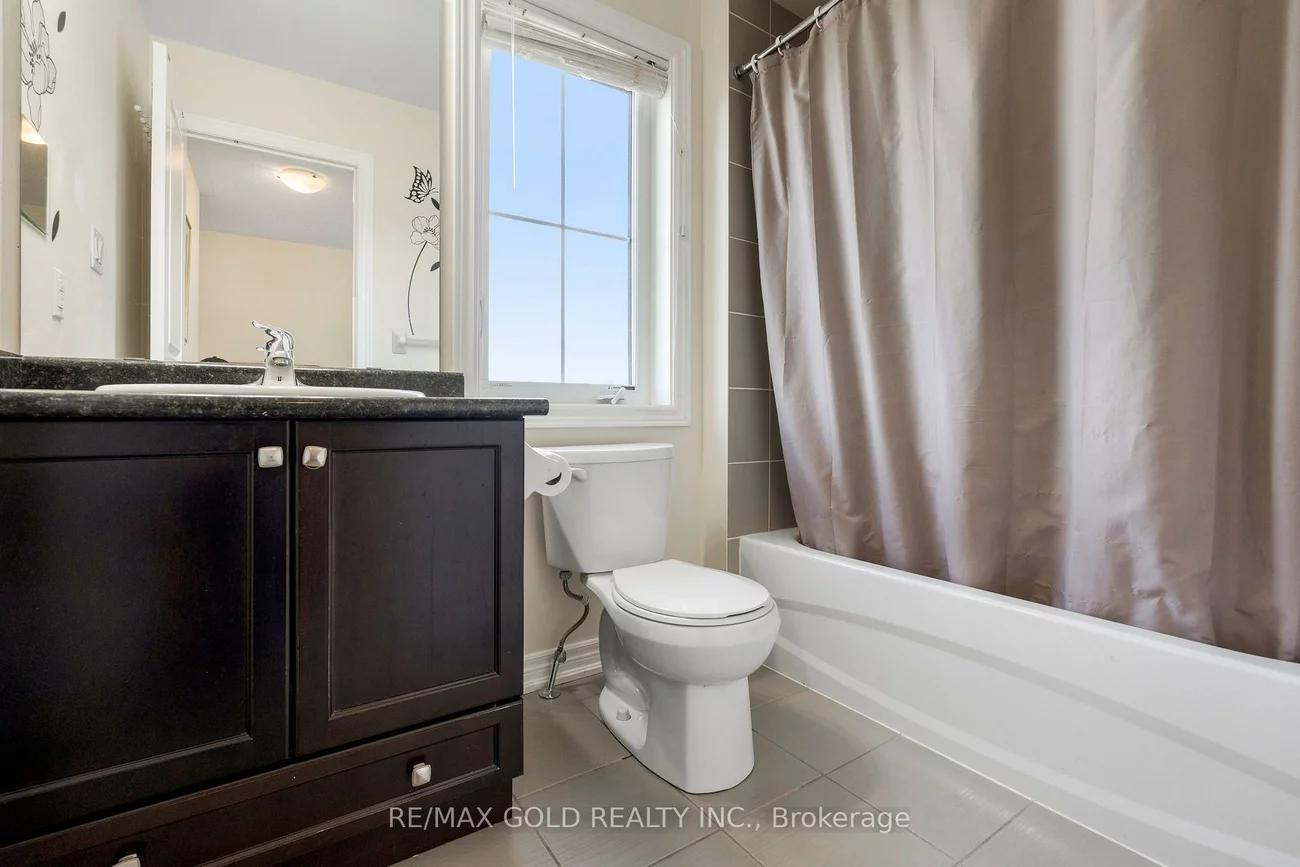15, Antibes, Credit Valley, Brampton