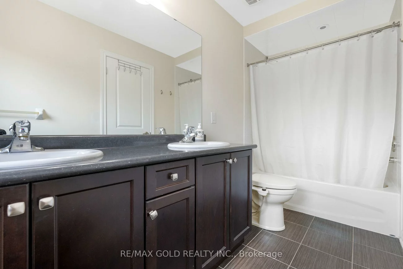 15, Antibes, Credit Valley, Brampton