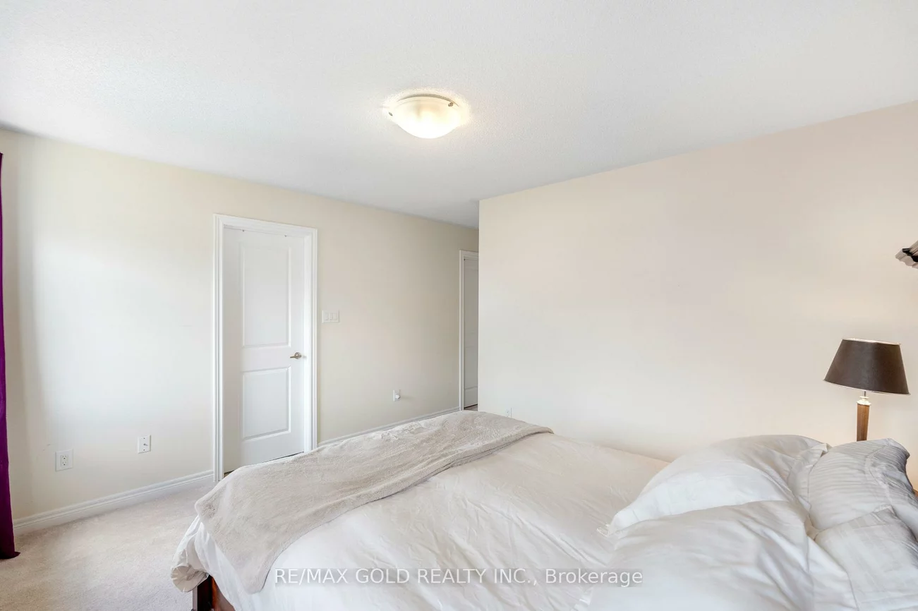 15, Antibes, Credit Valley, Brampton