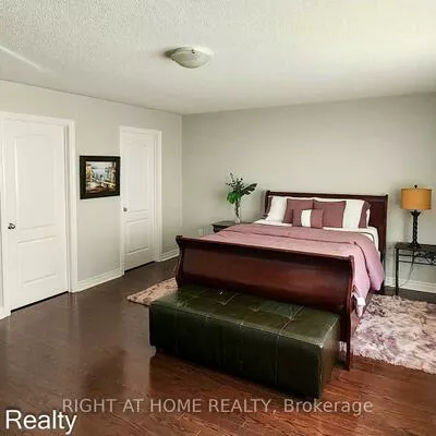 22, Bluffmeadow, Bram East, Brampton