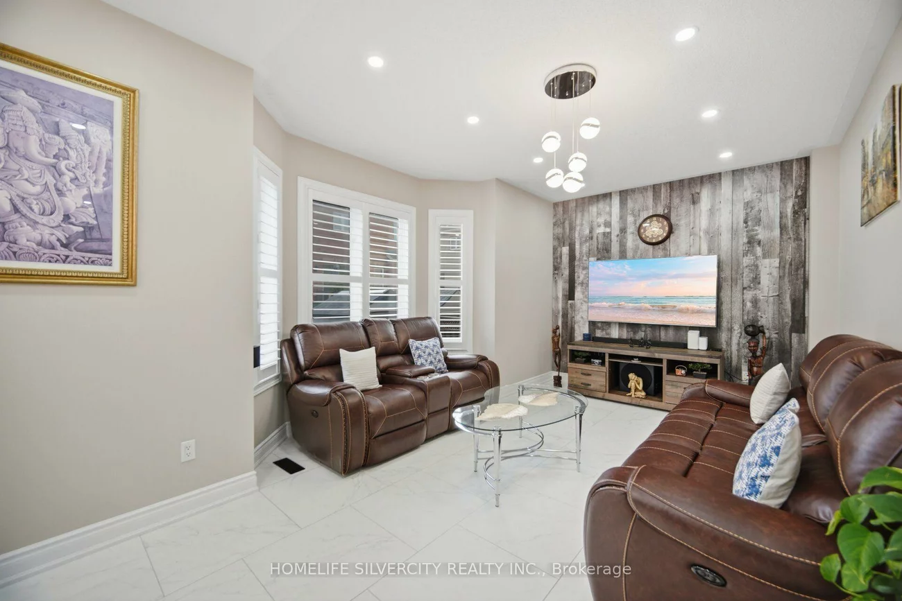 11, Swales, Sandringham-Wellington, Brampton