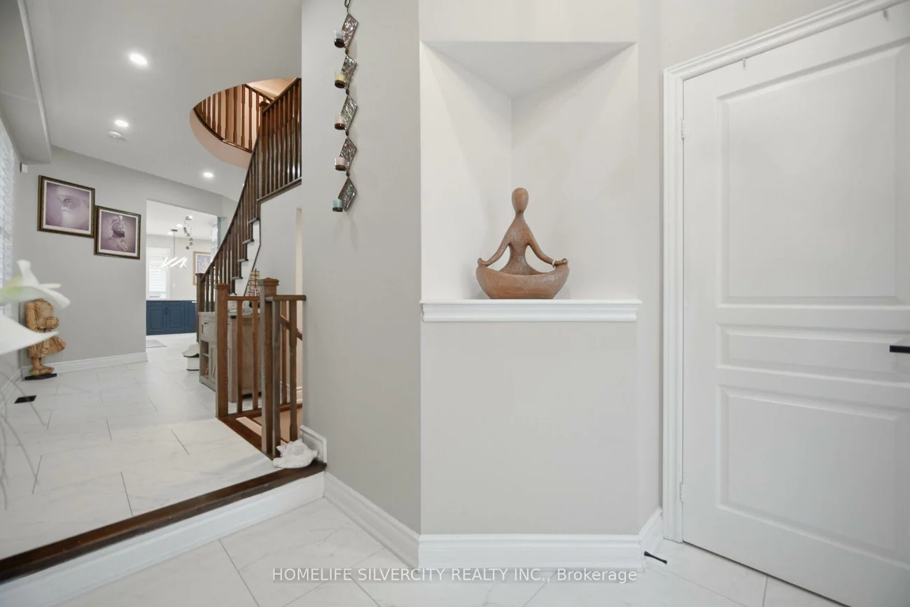 11, Swales, Sandringham-Wellington, Brampton