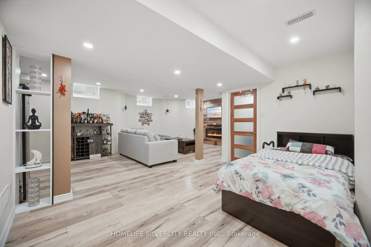 11, Swales, Sandringham-Wellington, Brampton