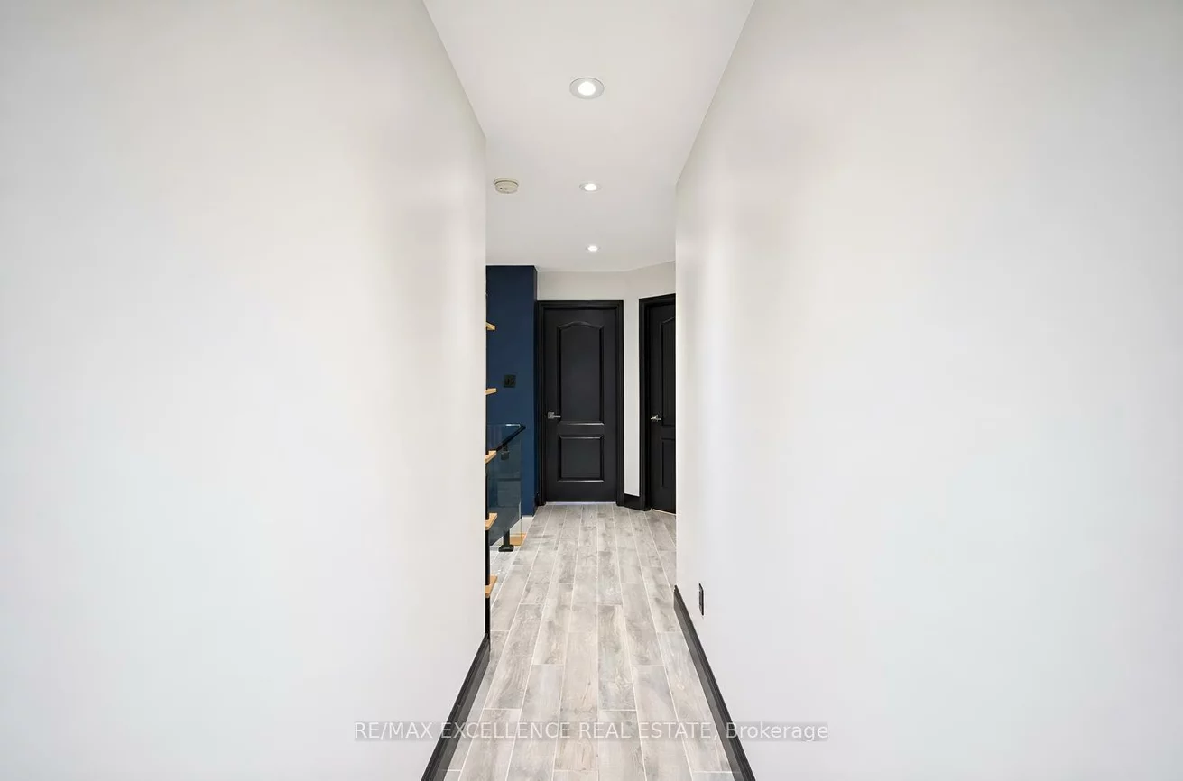 20, Manett, Brampton West, Brampton