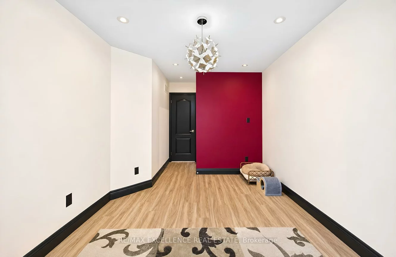 20, Manett, Brampton West, Brampton