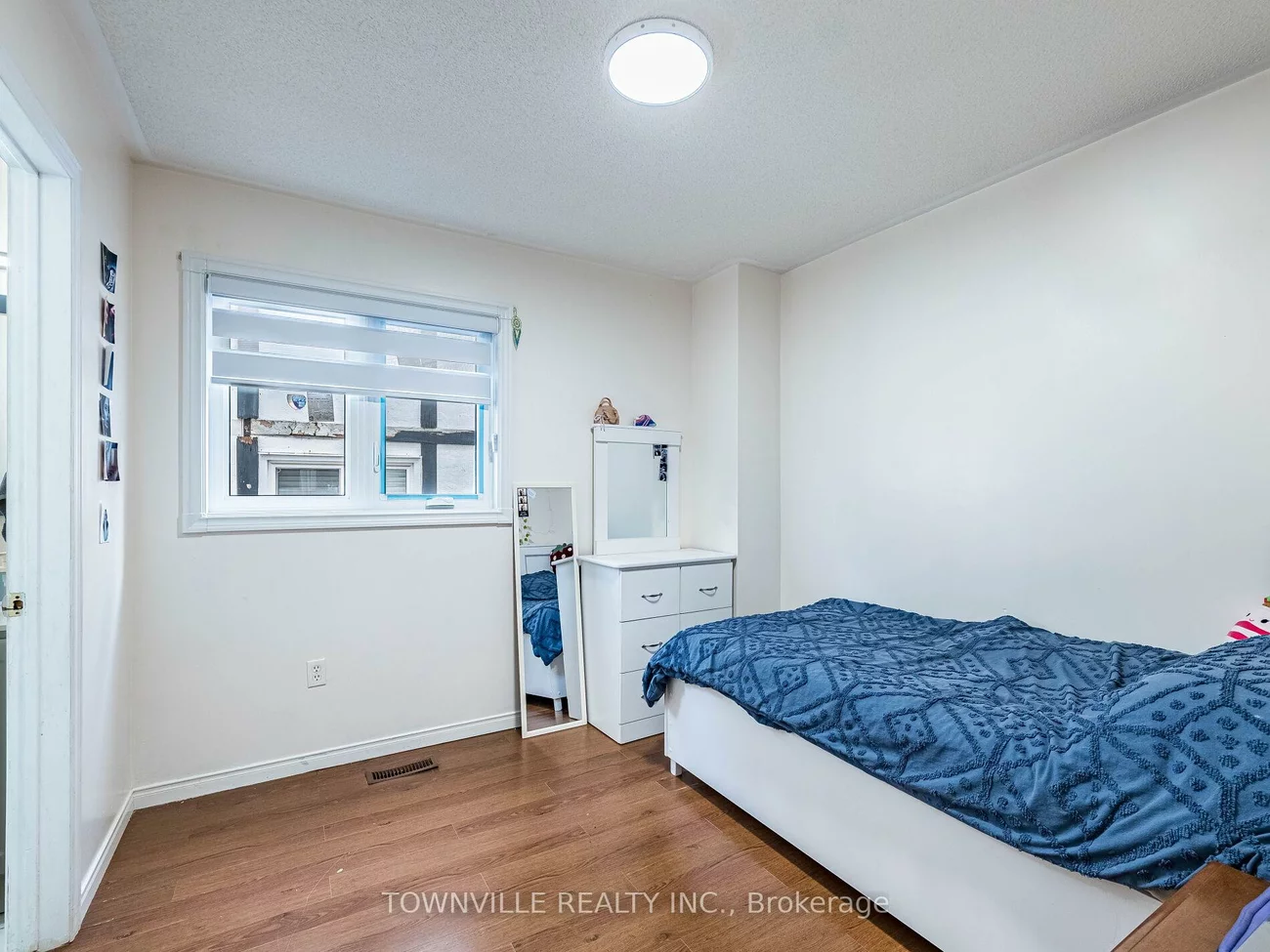 63, Ural, Sandringham-Wellington, Brampton