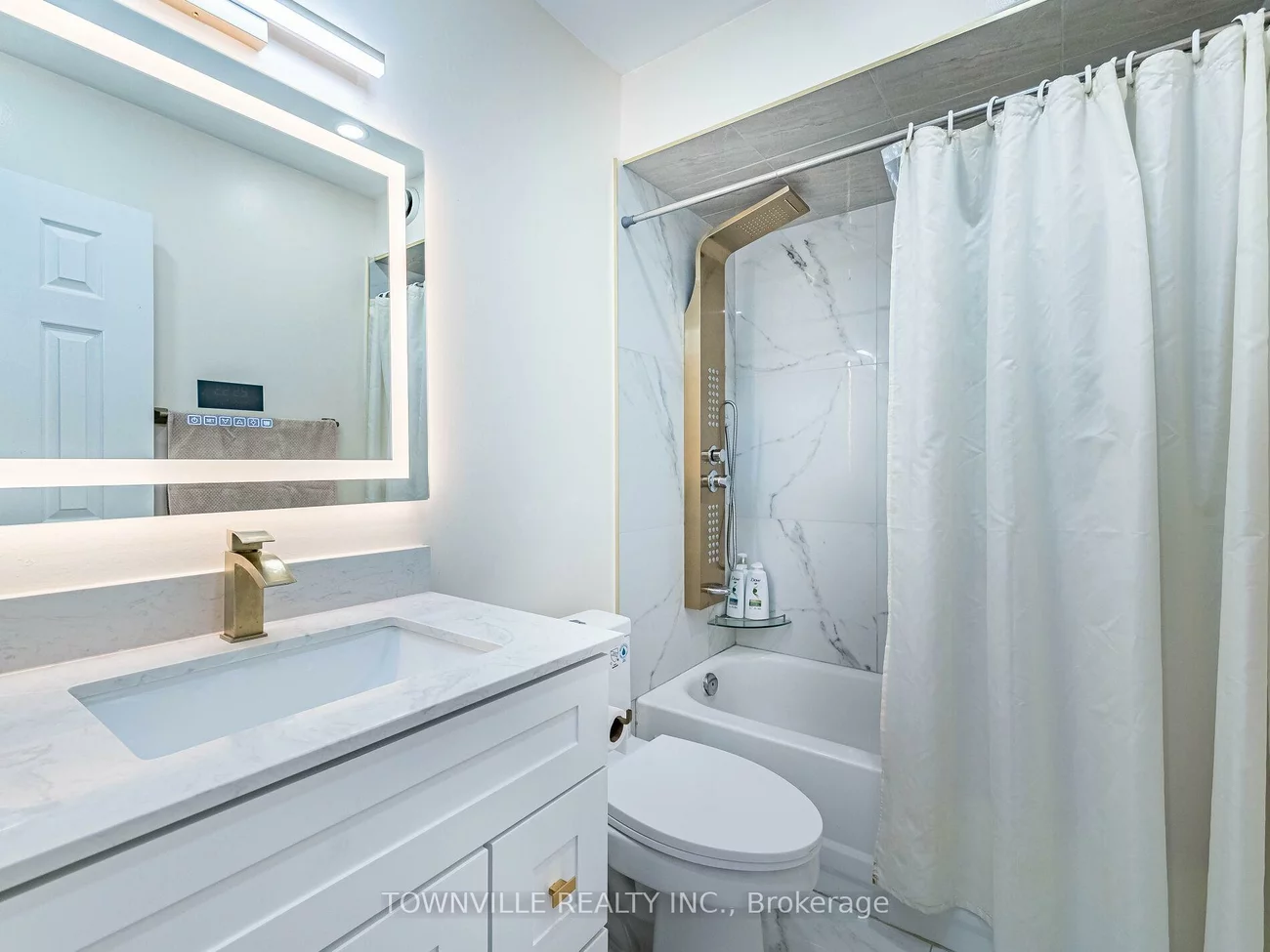 63, Ural, Sandringham-Wellington, Brampton