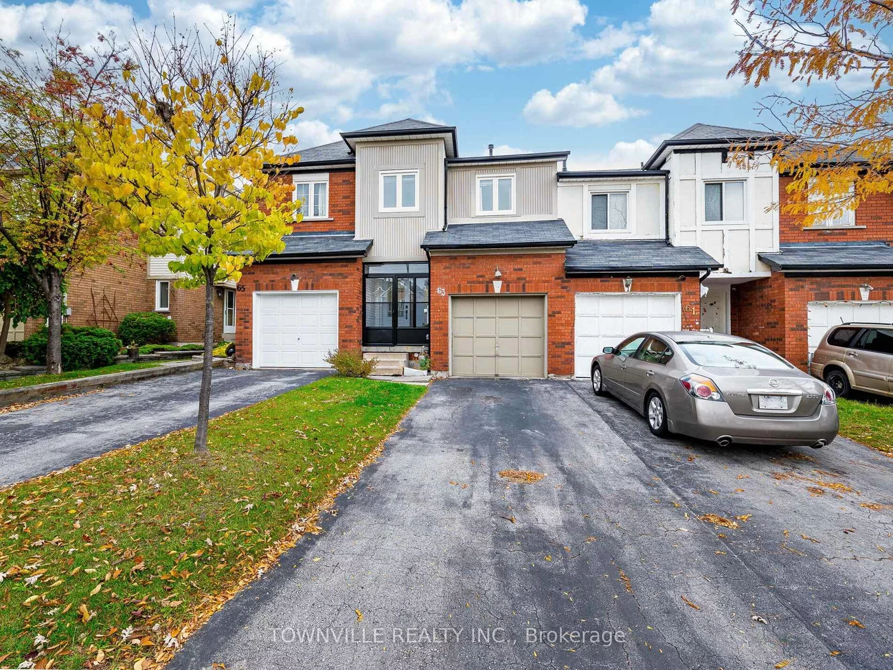 63, Ural, Sandringham-Wellington, Brampton