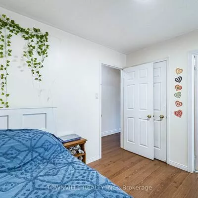 63, Ural, Sandringham-Wellington, Brampton
