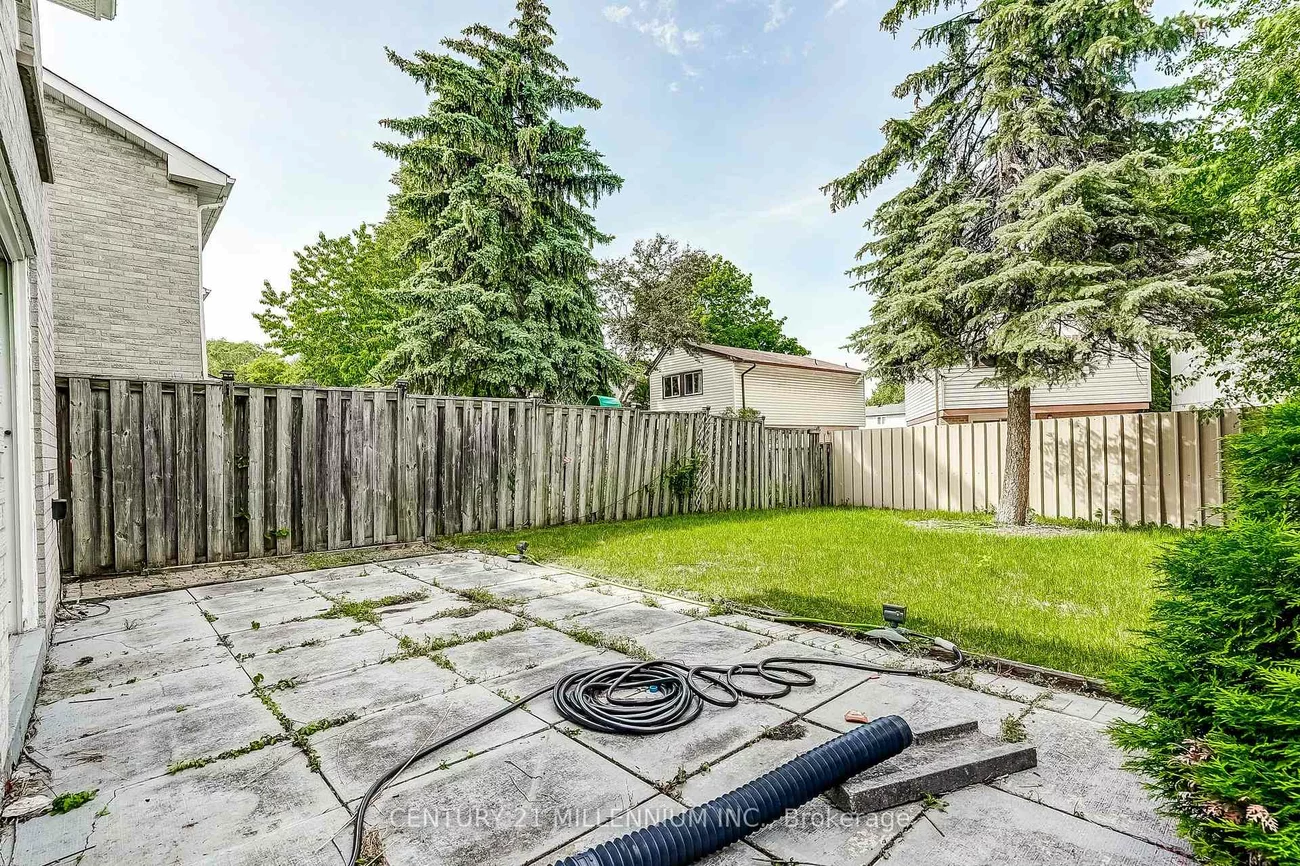 82, Horton, Central Park, Brampton