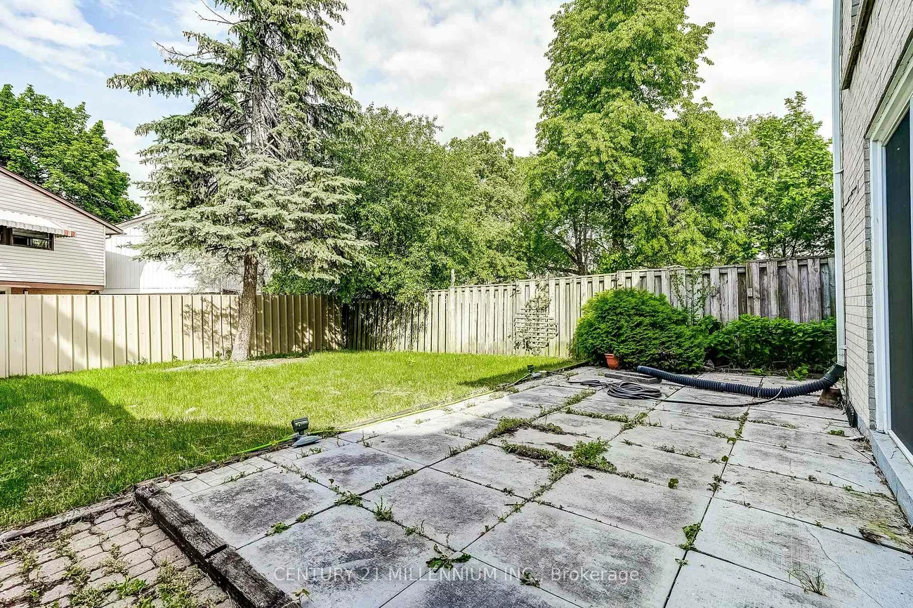 82, Horton, Central Park, Brampton