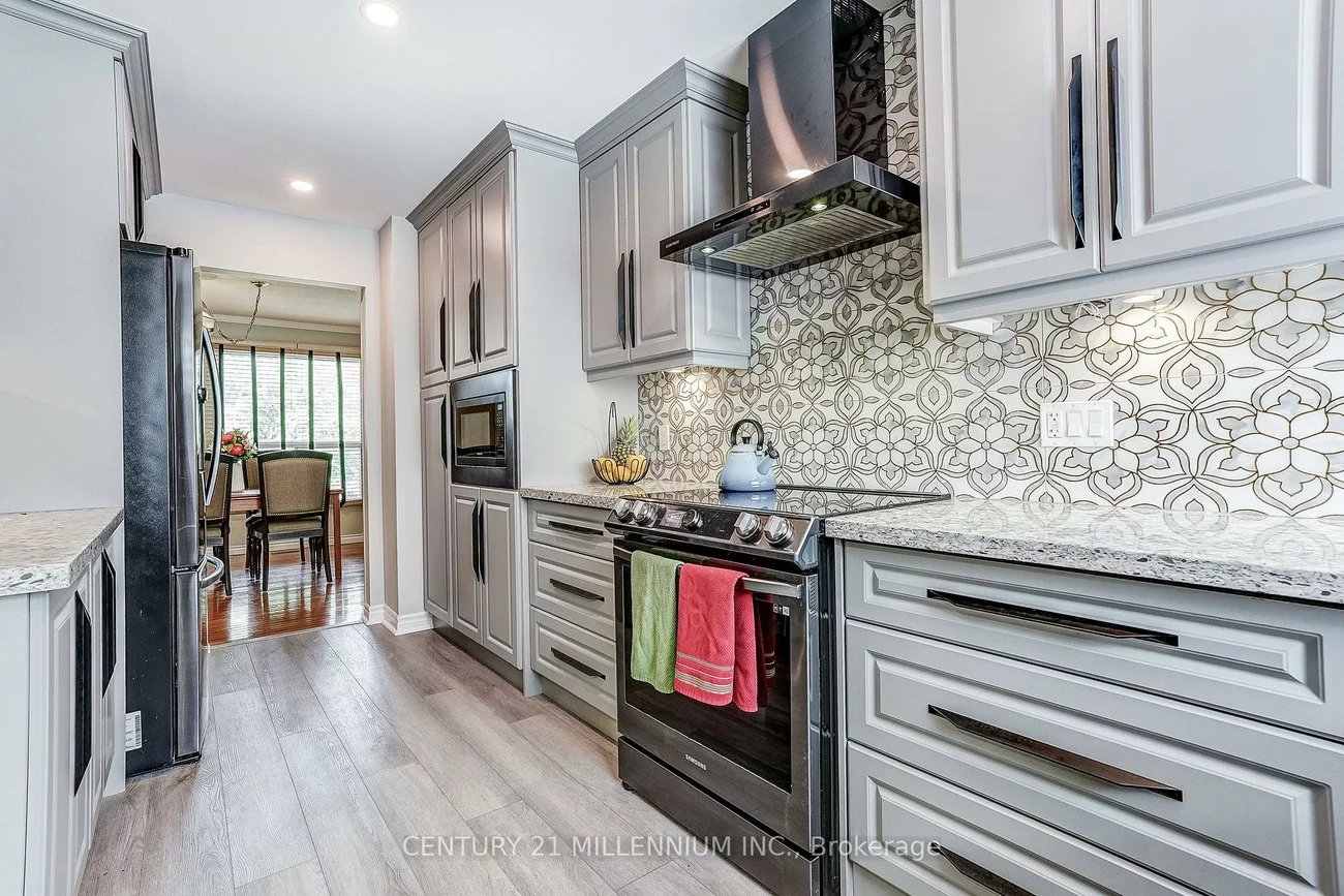 82, Horton, Central Park, Brampton