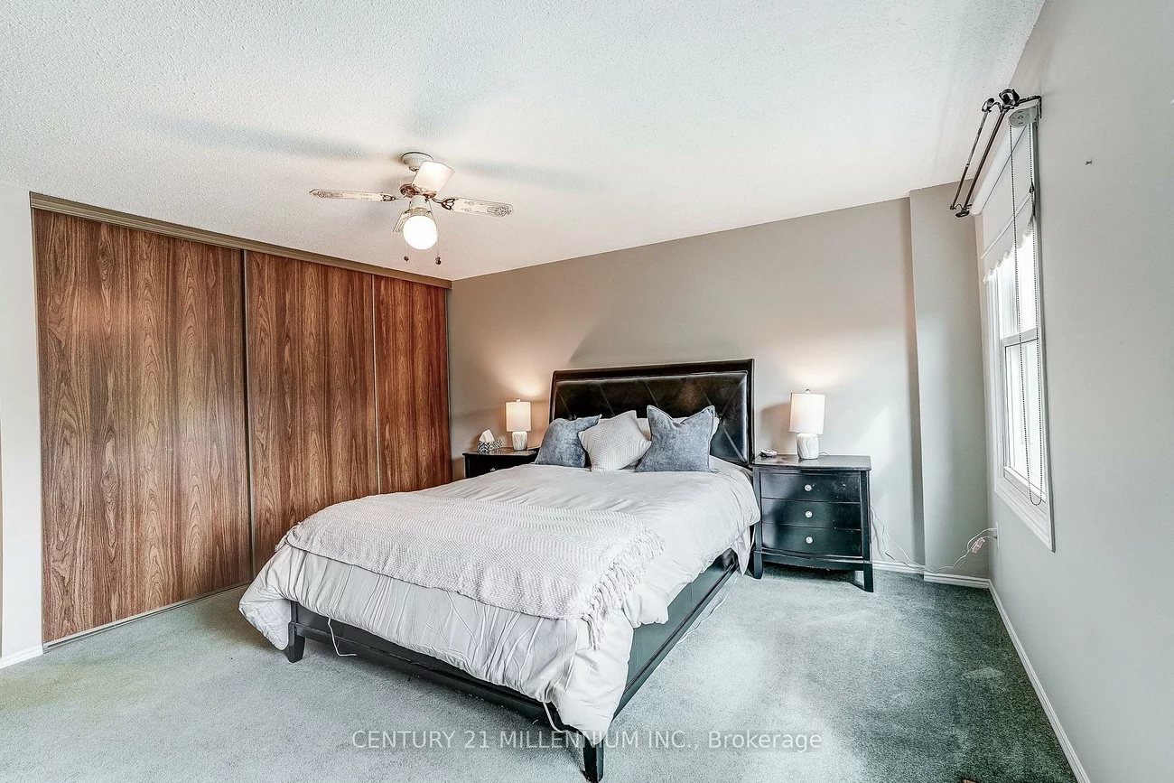 82, Horton, Central Park, Brampton