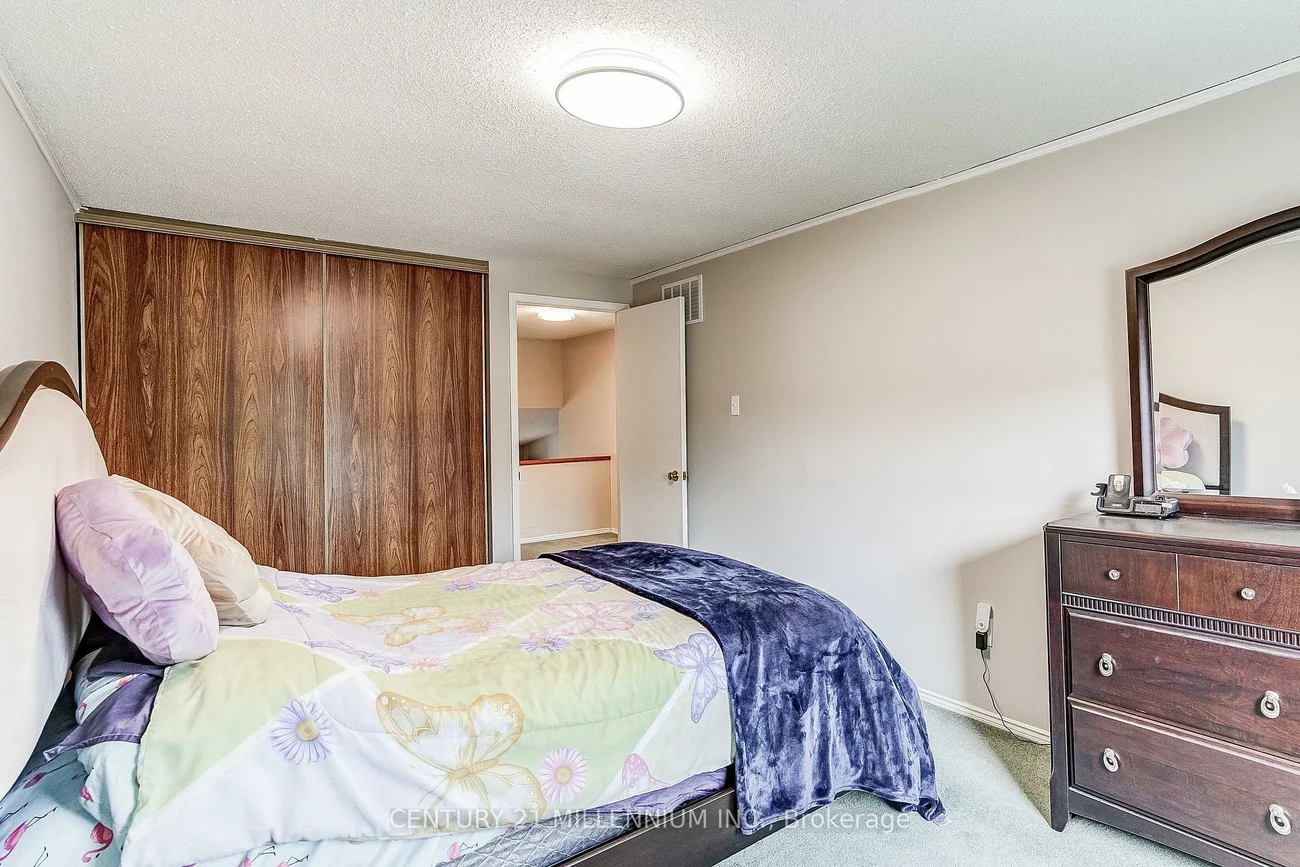 82, Horton, Central Park, Brampton