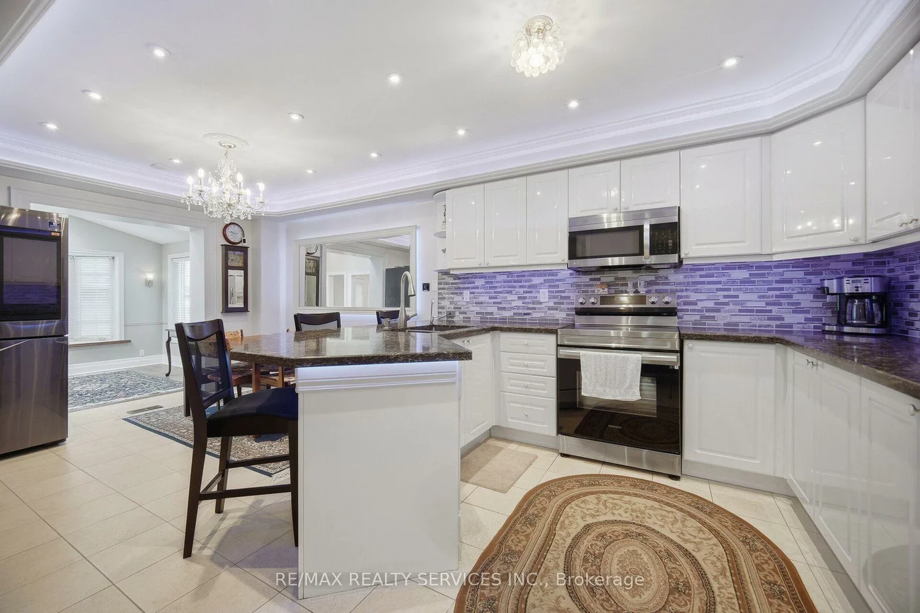 8, Riverbank, Sandringham-Wellington, Brampton