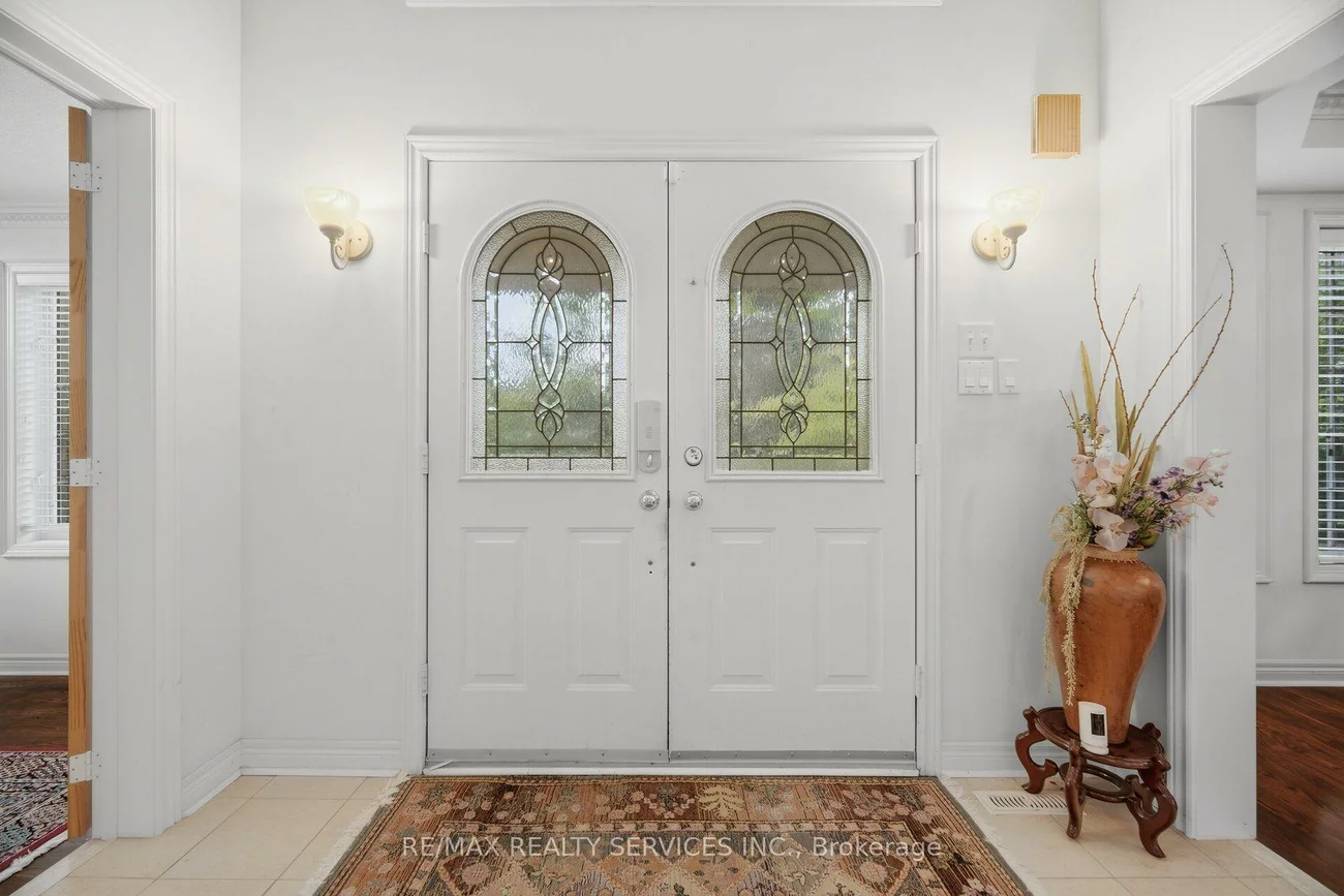8, Riverbank, Sandringham-Wellington, Brampton