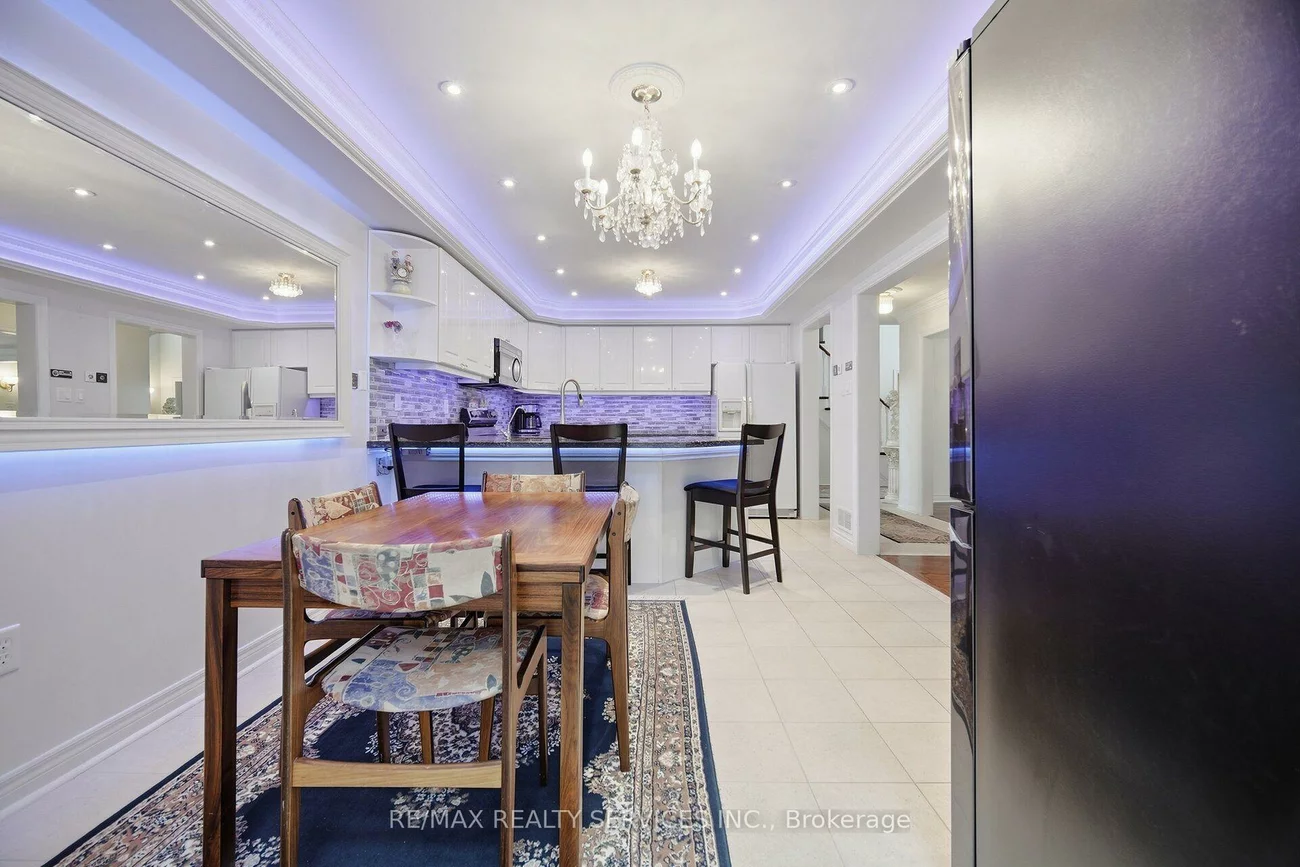 8, Riverbank, Sandringham-Wellington, Brampton