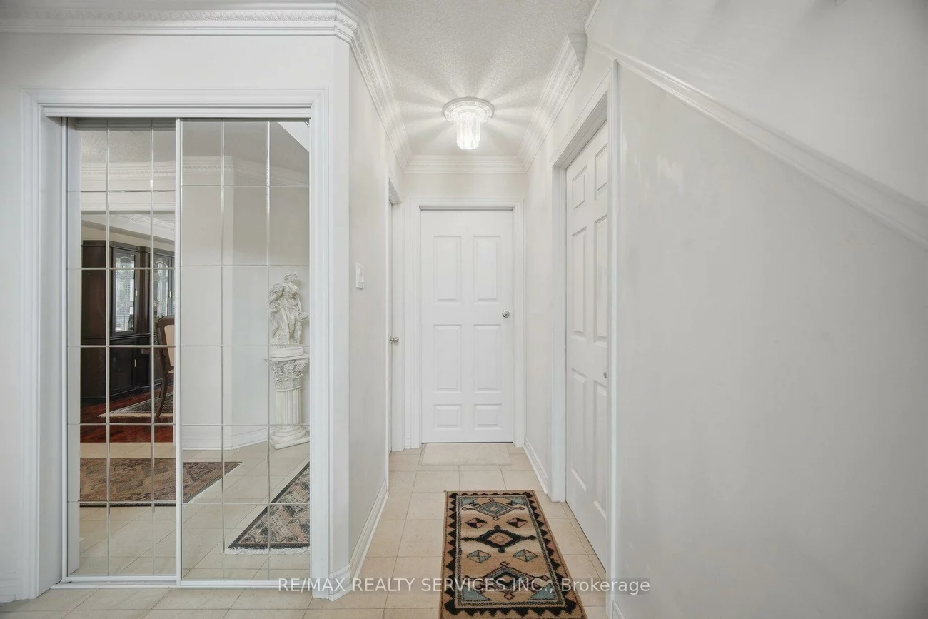 8, Riverbank, Sandringham-Wellington, Brampton
