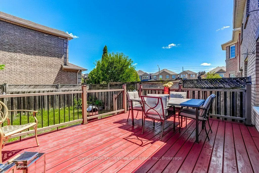 23, Tinsmith, Northwest Sandalwood Parkway, Brampton
