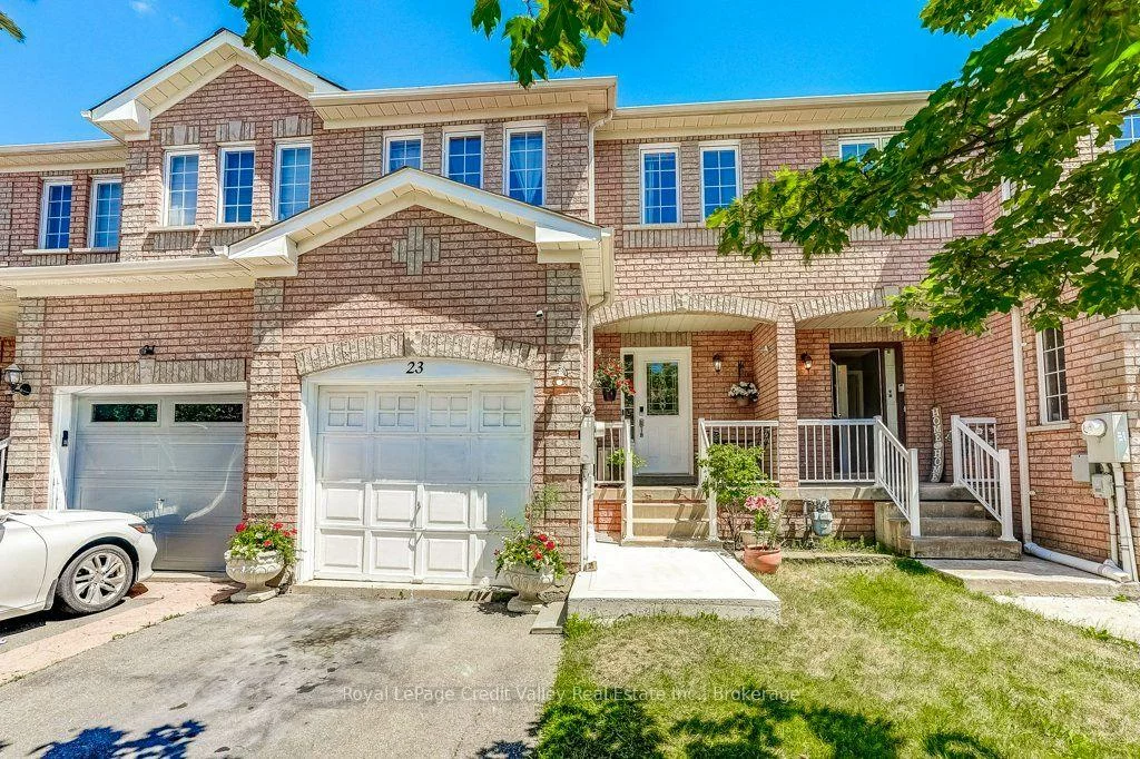 23, Tinsmith, Northwest Sandalwood Parkway, Brampton