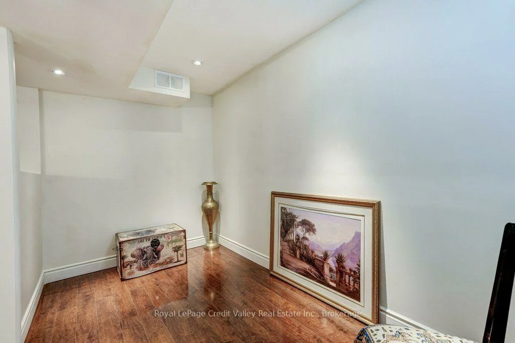 23, Tinsmith, Northwest Sandalwood Parkway, Brampton
