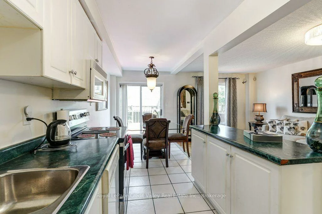 23, Tinsmith, Northwest Sandalwood Parkway, Brampton