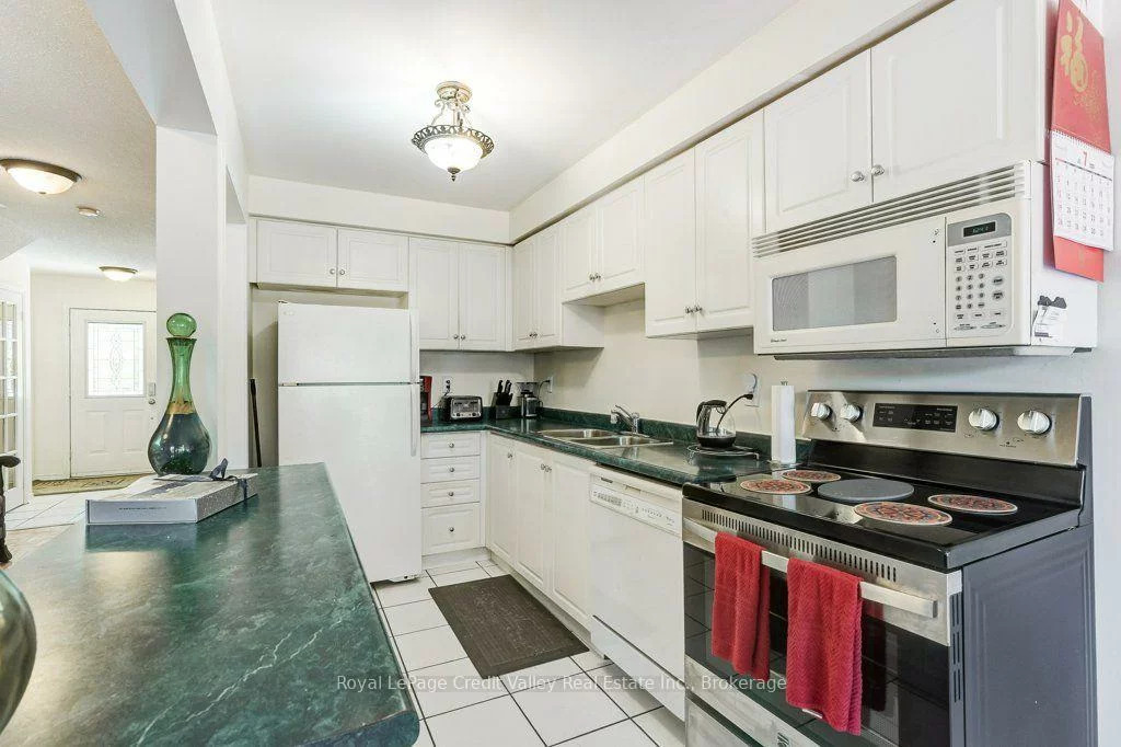 23, Tinsmith, Northwest Sandalwood Parkway, Brampton