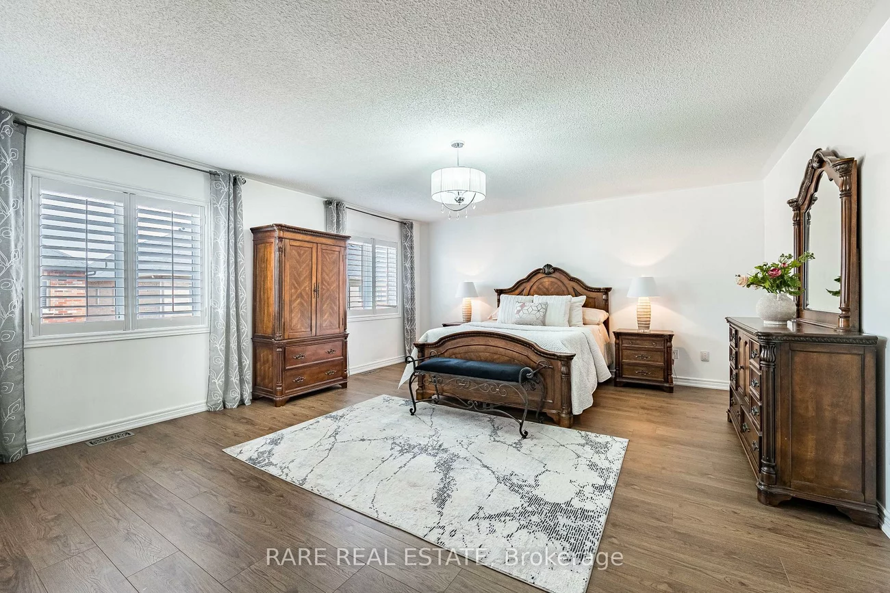 86, Vanderpool, Bram East, Brampton