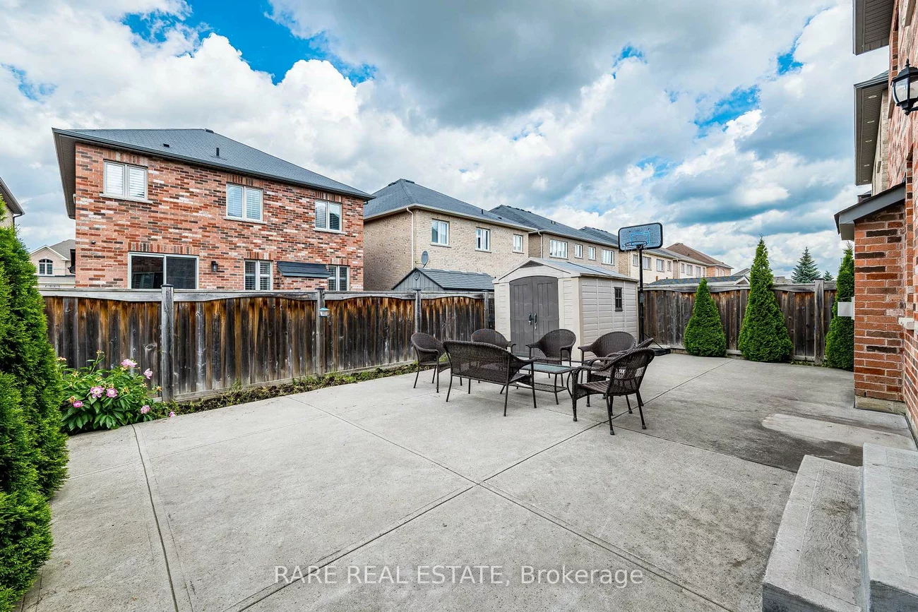86, Vanderpool, Bram East, Brampton