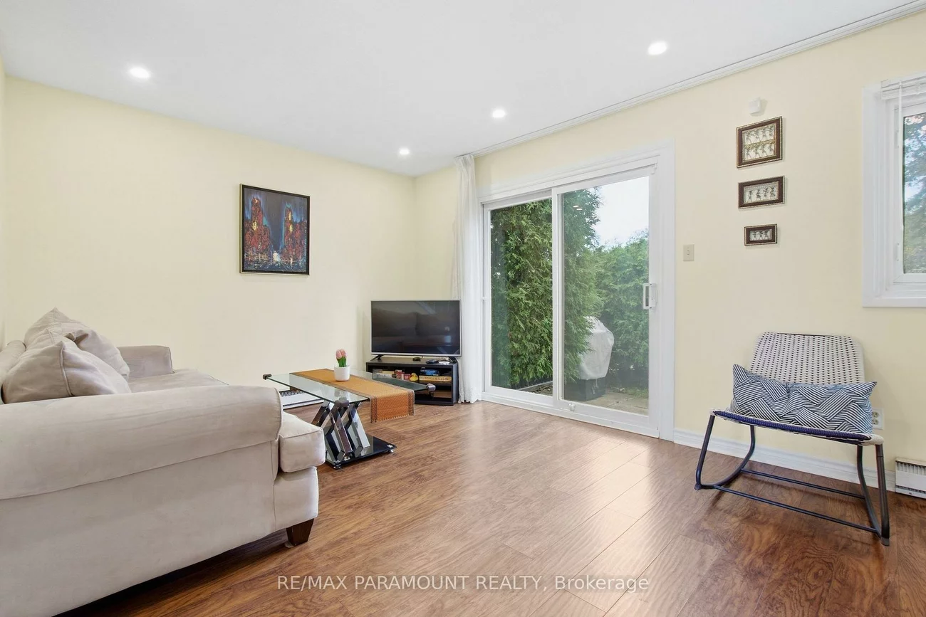 16, Gleneaden, Northgate, Brampton
