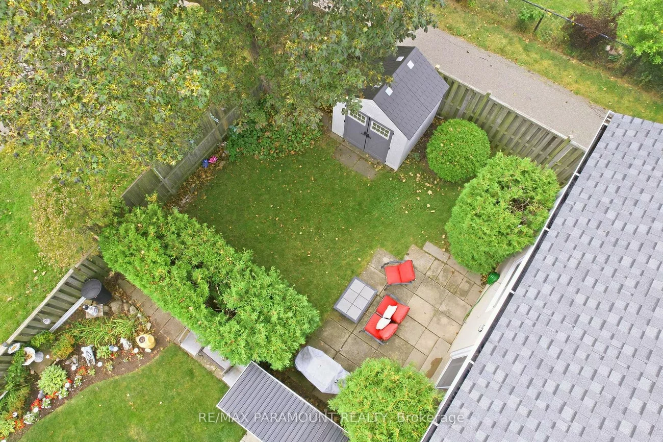 16, Gleneaden, Northgate, Brampton