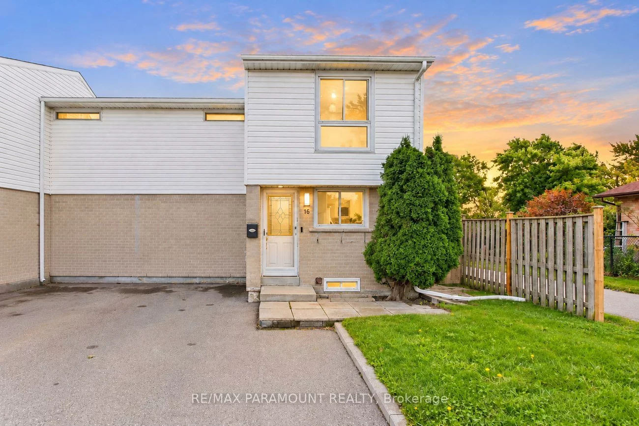 16, Gleneaden, Northgate, Brampton