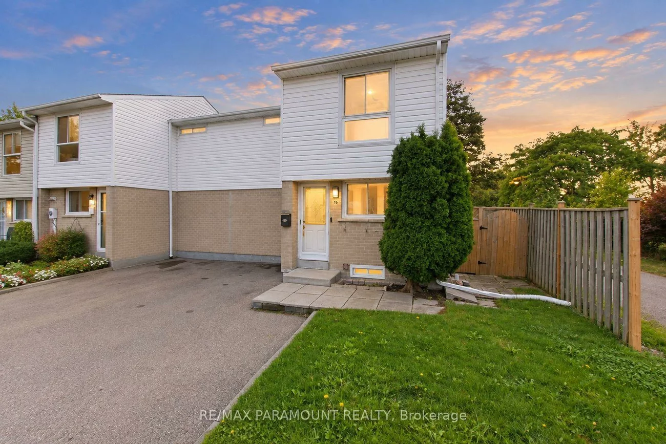16, Gleneaden, Northgate, Brampton