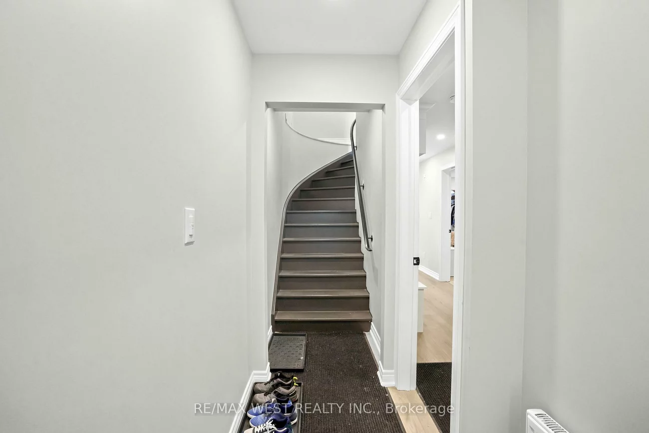 34, Sweet Oak, Fletcher's Creek South, Brampton
