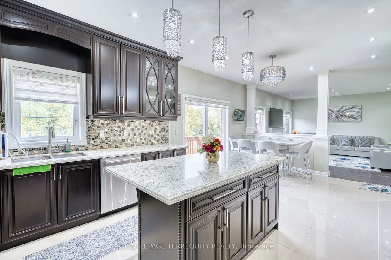 38, Rhapsody, Vales of Castlemore, Brampton