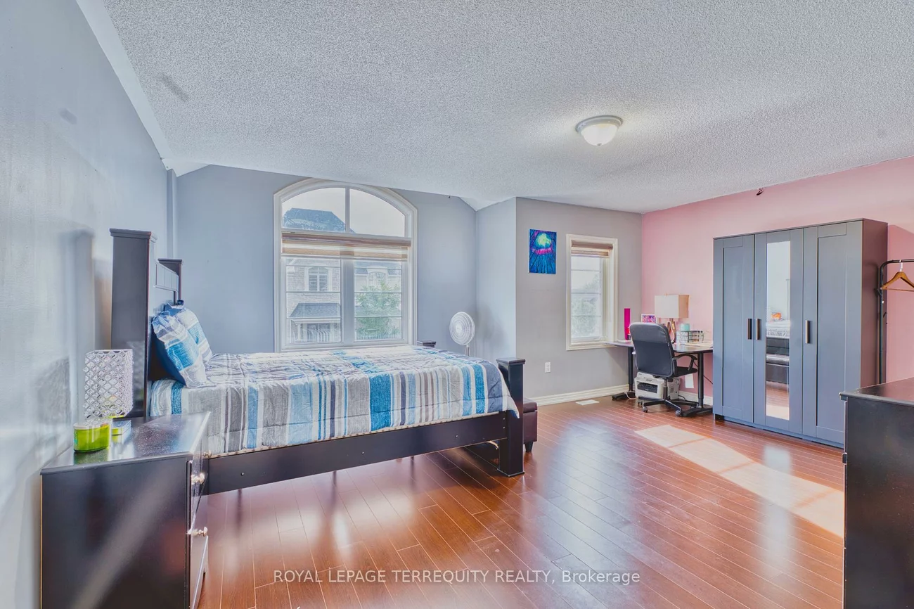 38, Rhapsody, Vales of Castlemore, Brampton