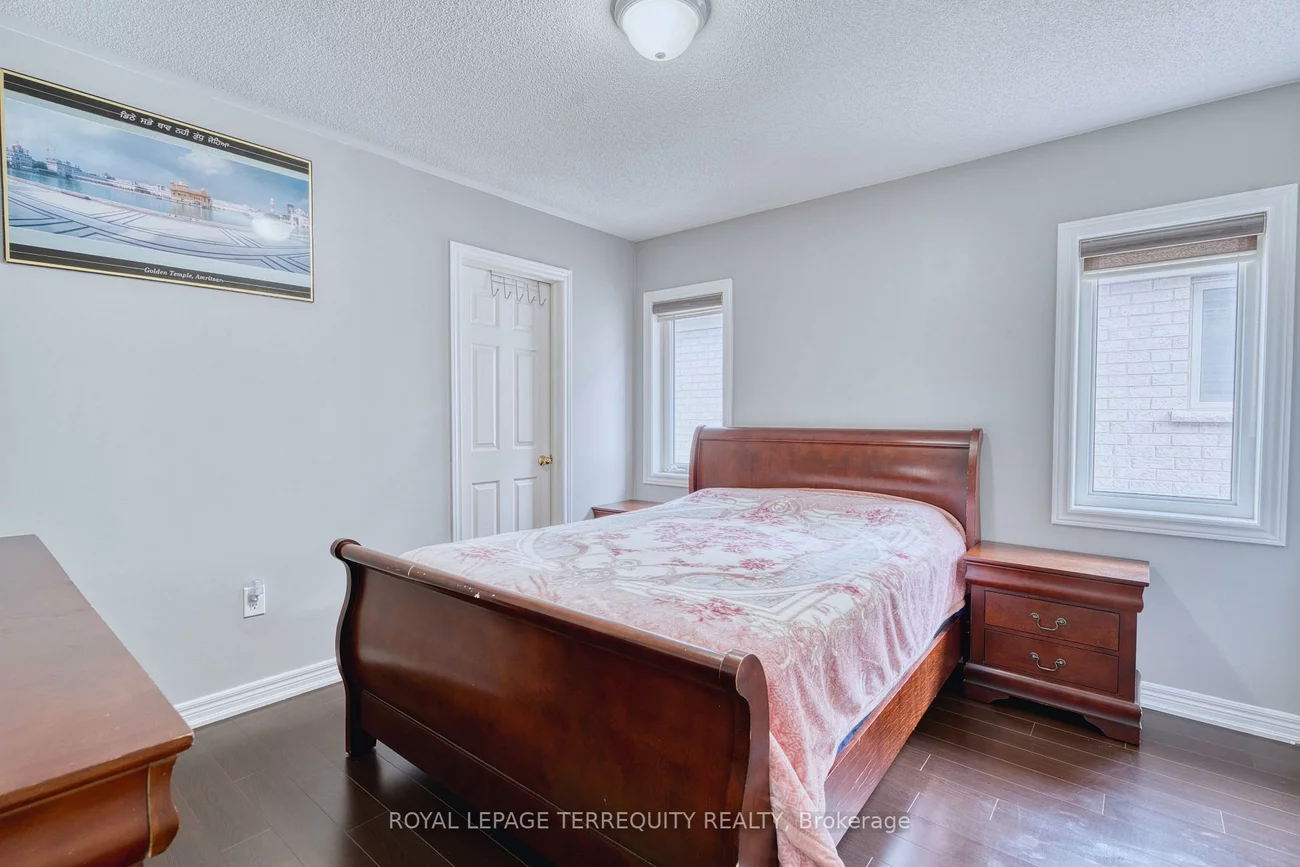 38, Rhapsody, Vales of Castlemore, Brampton