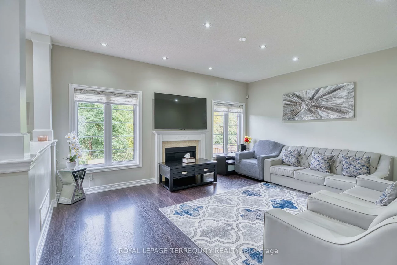 38, Rhapsody, Vales of Castlemore, Brampton