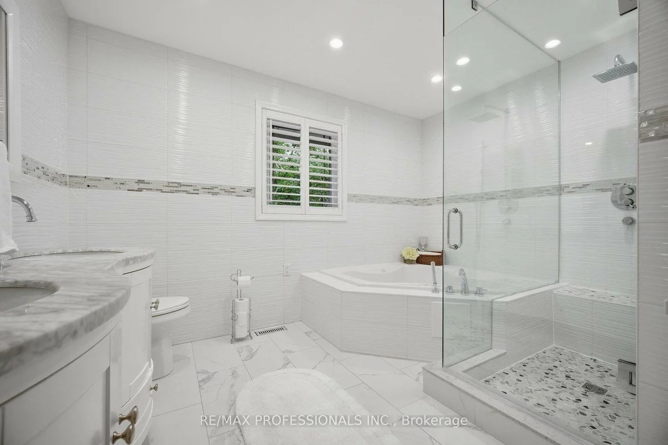 4, McFadden, Heart Lake East, Brampton