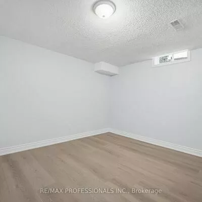 4, McFadden, Heart Lake East, Brampton
