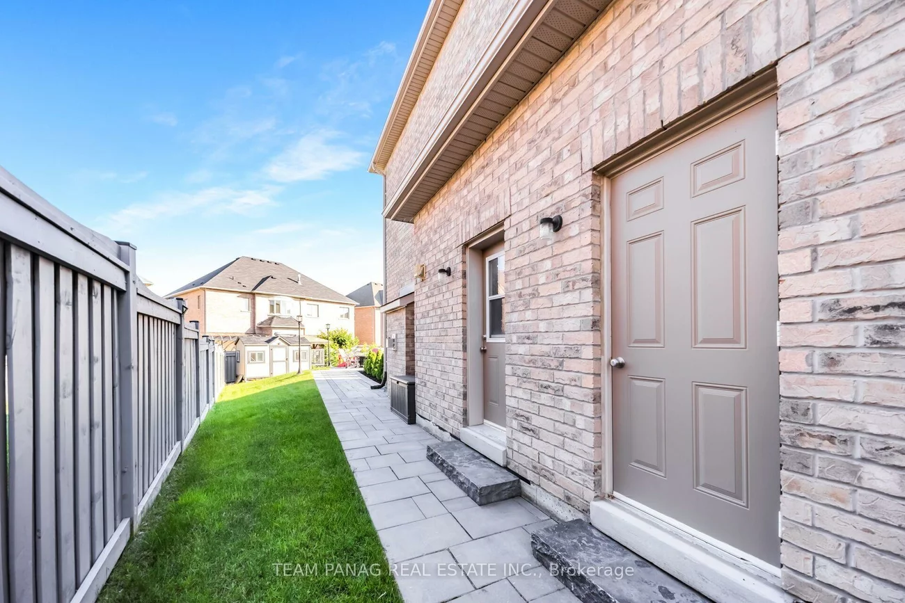 14, Observatory, Toronto Gore Rural Estate, Brampton