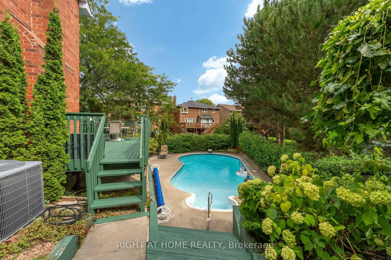 20, Mowat, Heart Lake East, Brampton