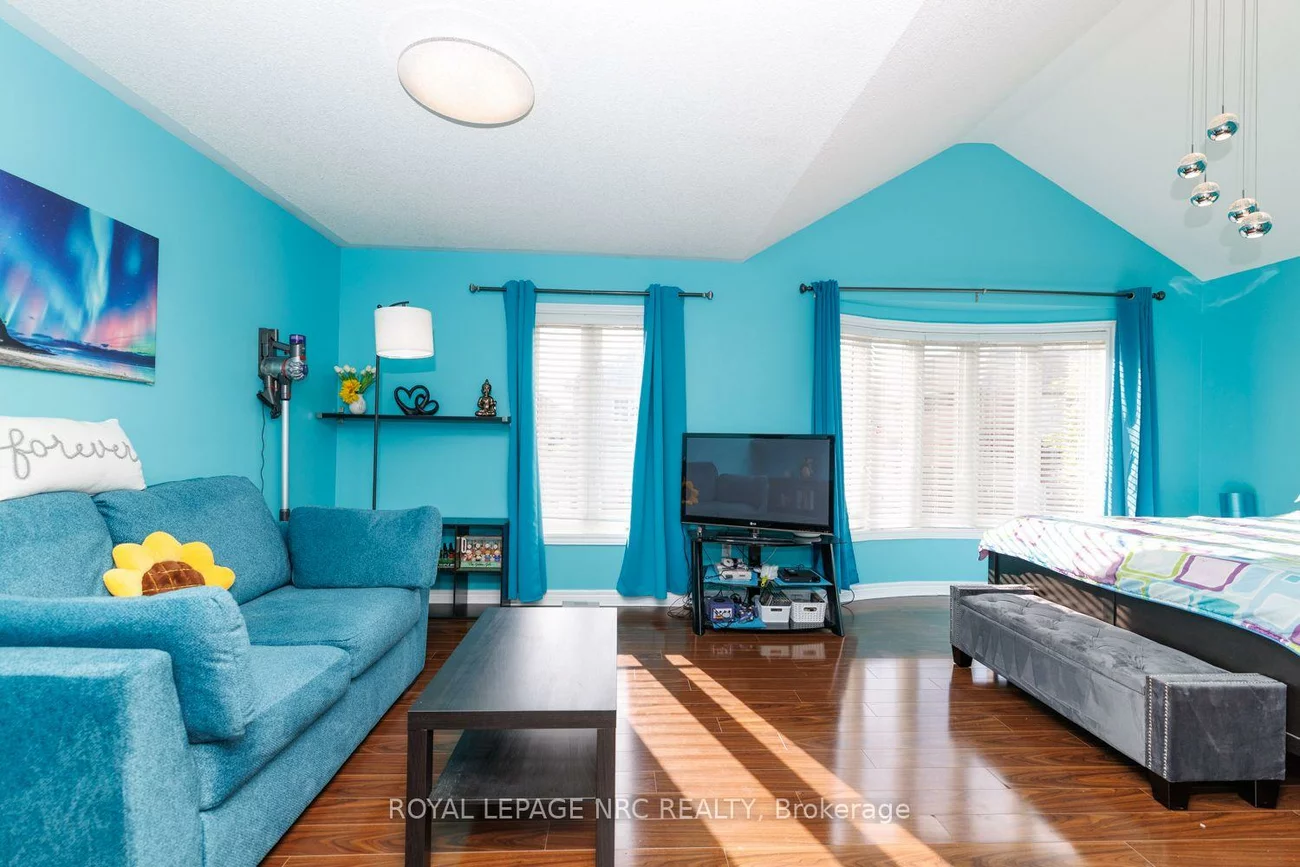 25, Maverick, Sandringham-Wellington, Brampton