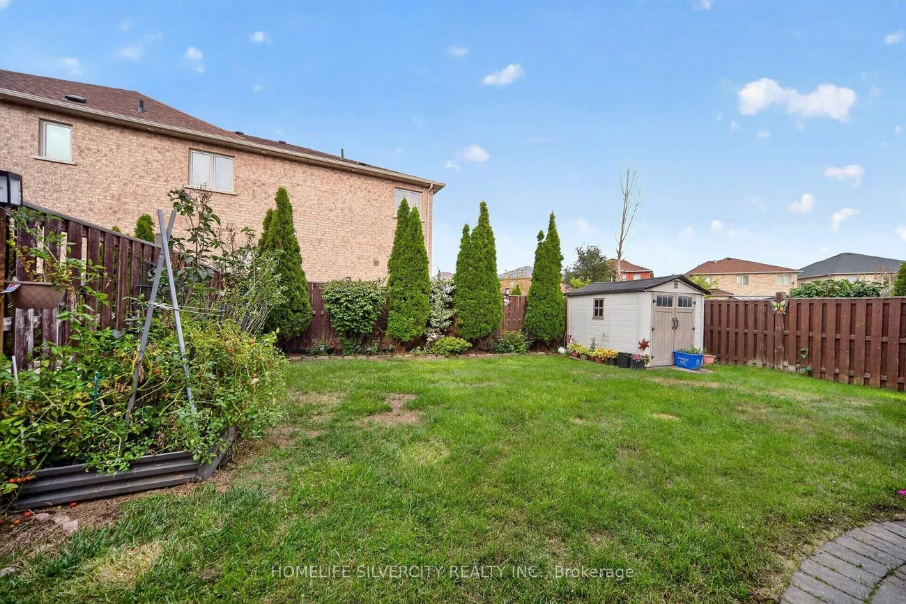 61, Fieldview, Bram East, Brampton