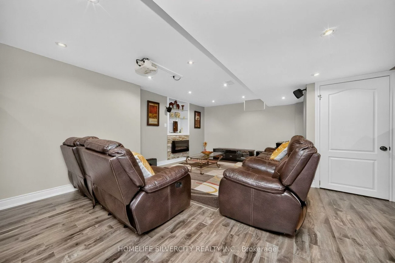 61, Fieldview, Bram East, Brampton