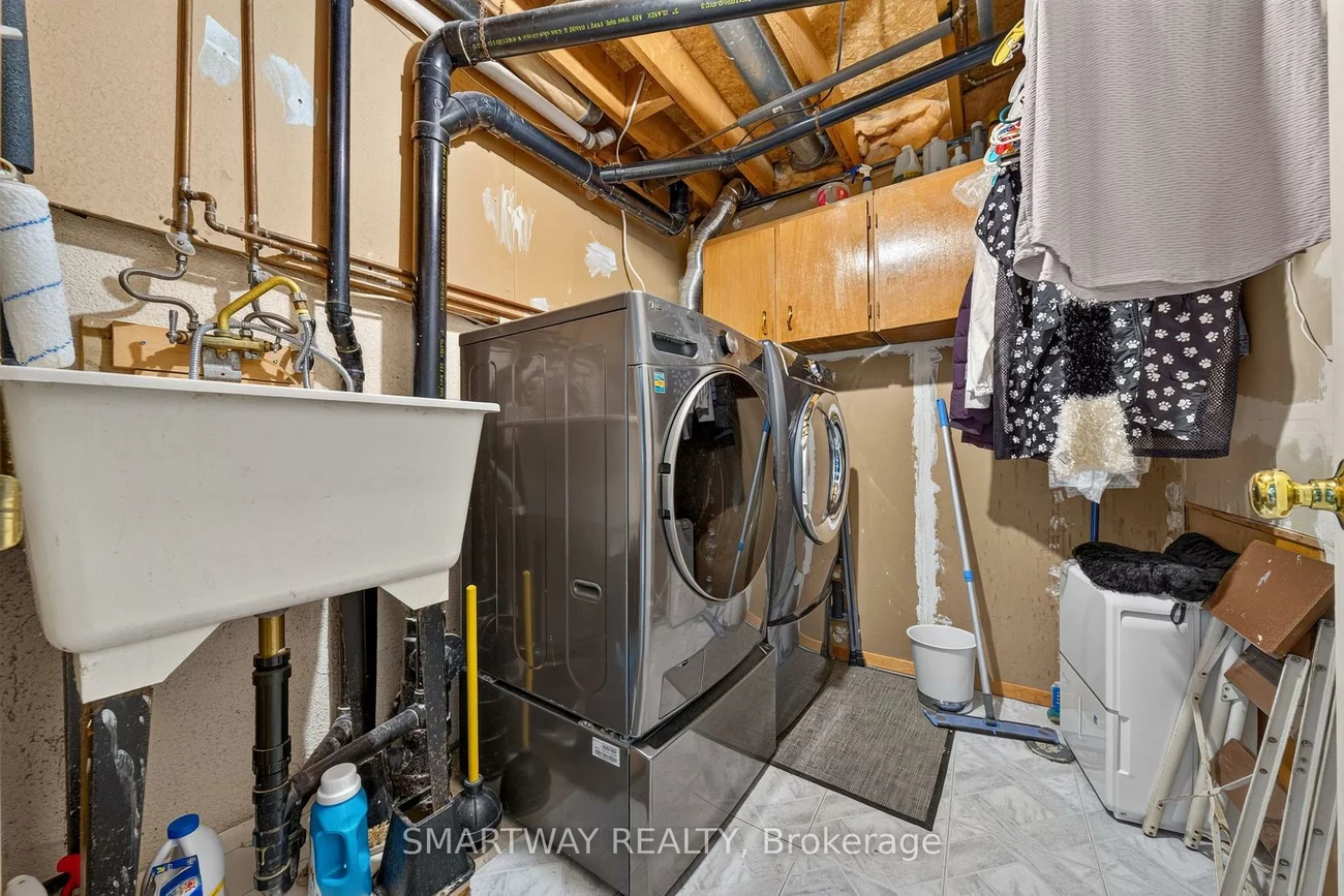 102, Rawling, Heart Lake East, Brampton