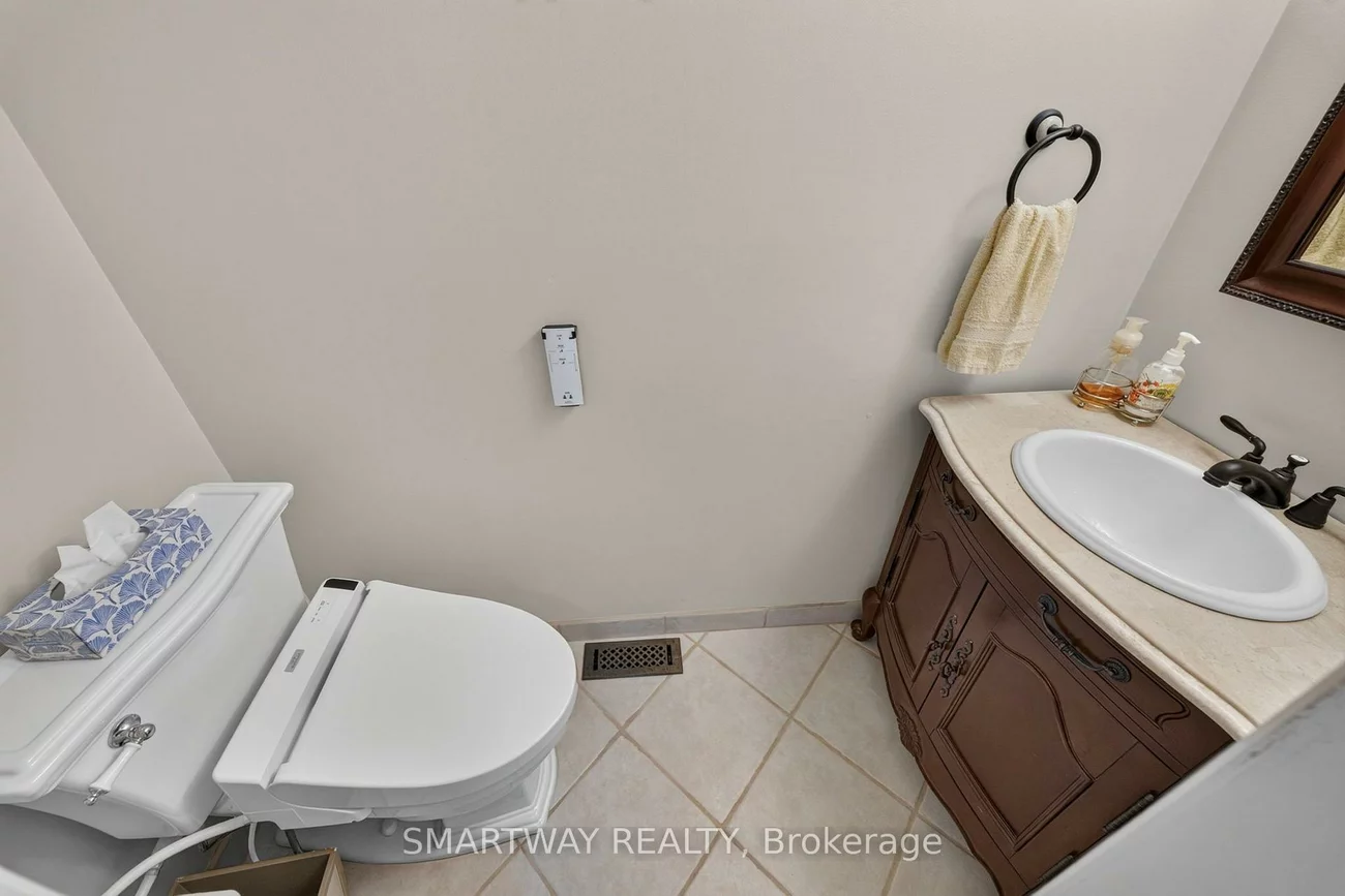 102, Rawling, Heart Lake East, Brampton