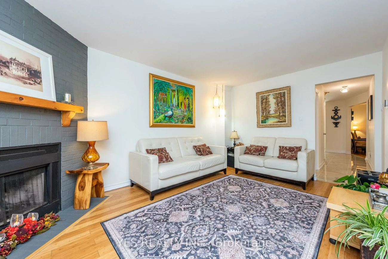7, Colchester, Heart Lake West, Brampton
