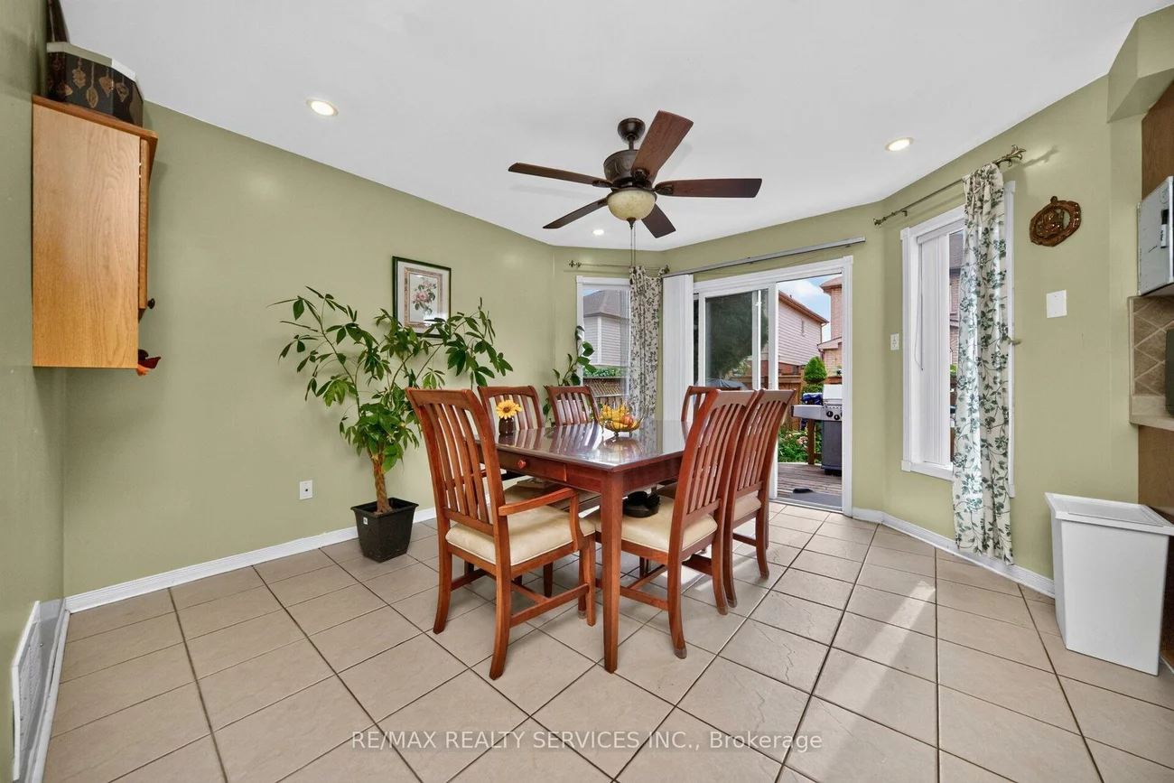 26, Peachleaf, Fletcher's Meadow, Brampton